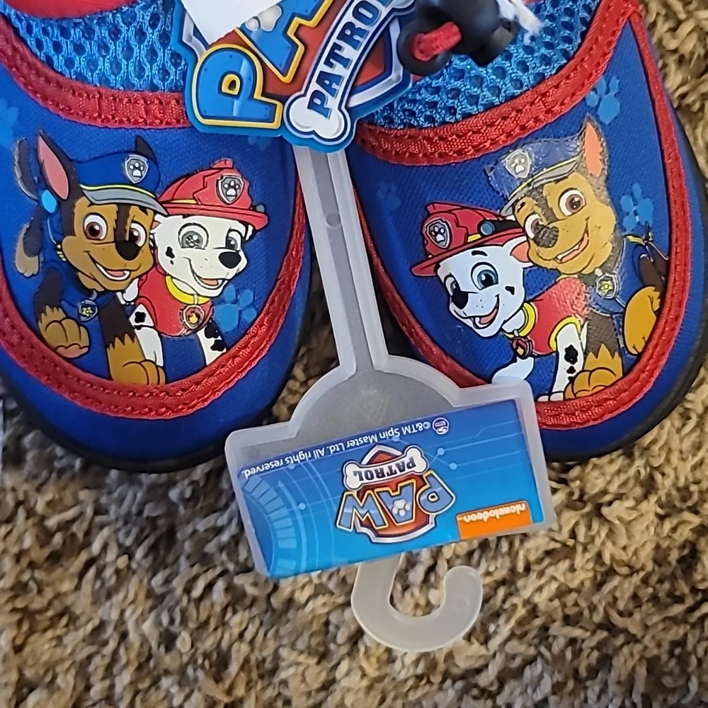 PAW PATROL TODDLER WATER SHOES: BLUE/RED: NWT: SZ 5/6